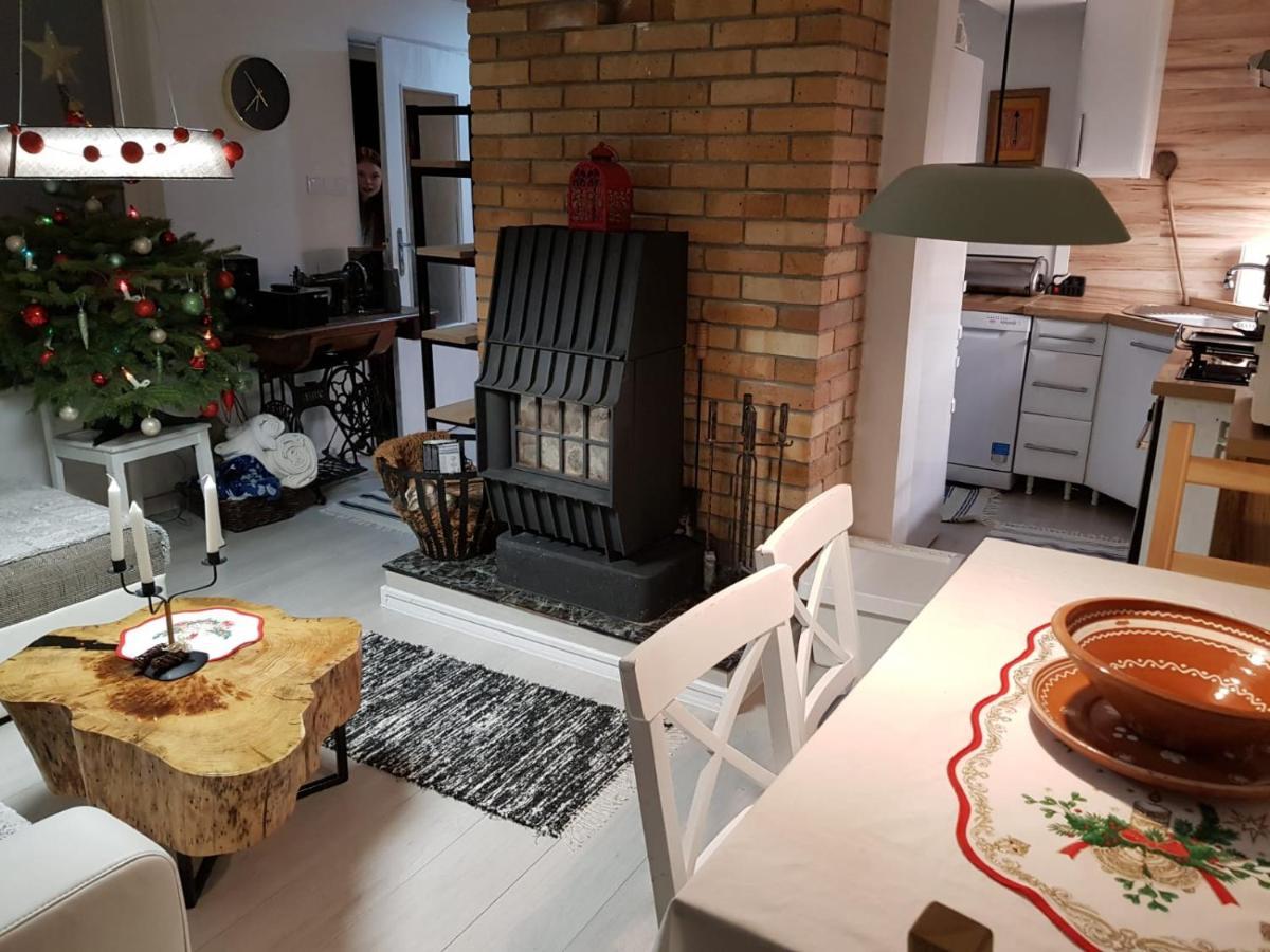 Horska Chata V Srdci Kremnickych Hor Banska Bystrica Exterior photo